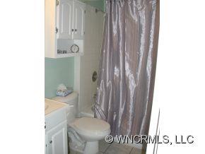 10 Bear Claw Trail Candler NC 28715