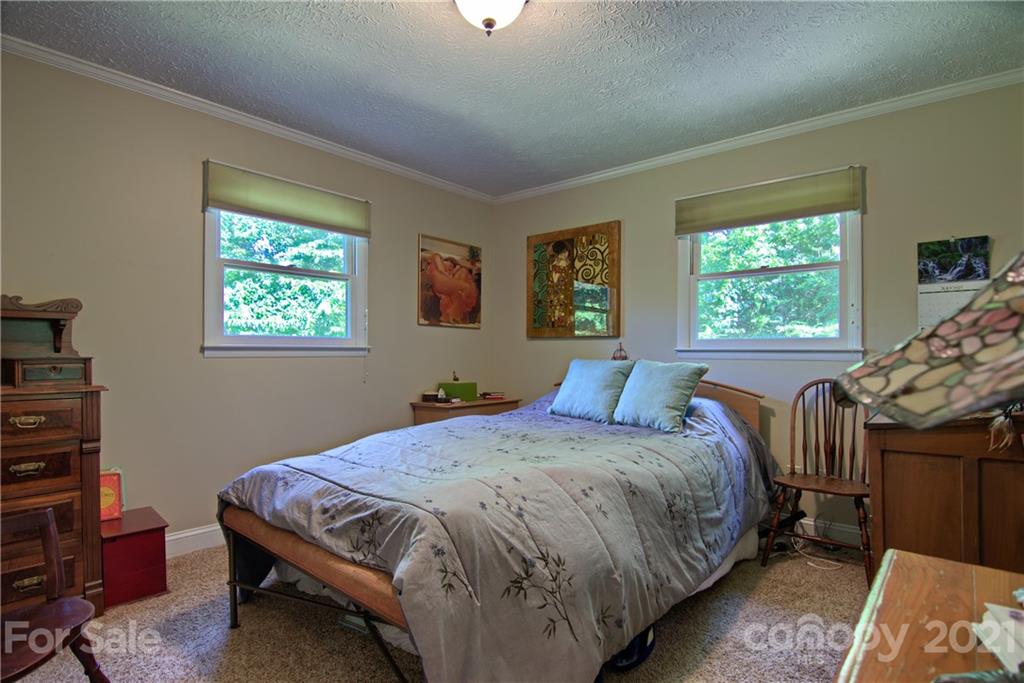 37 Pine Spring Drive Asheville NC 28805