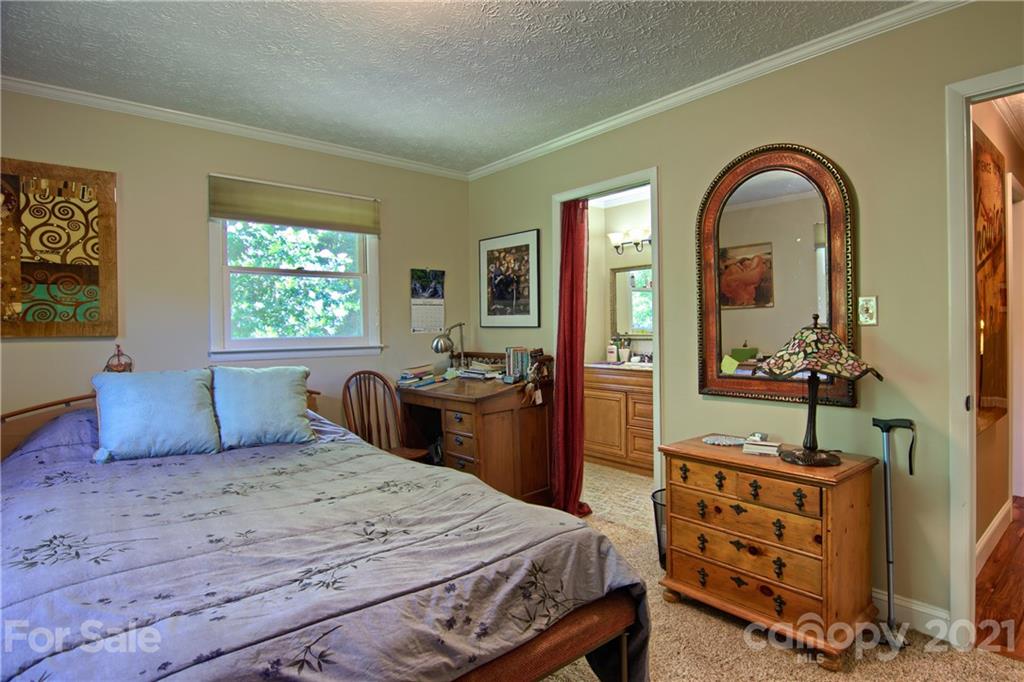37 Pine Spring Drive Asheville NC 28805
