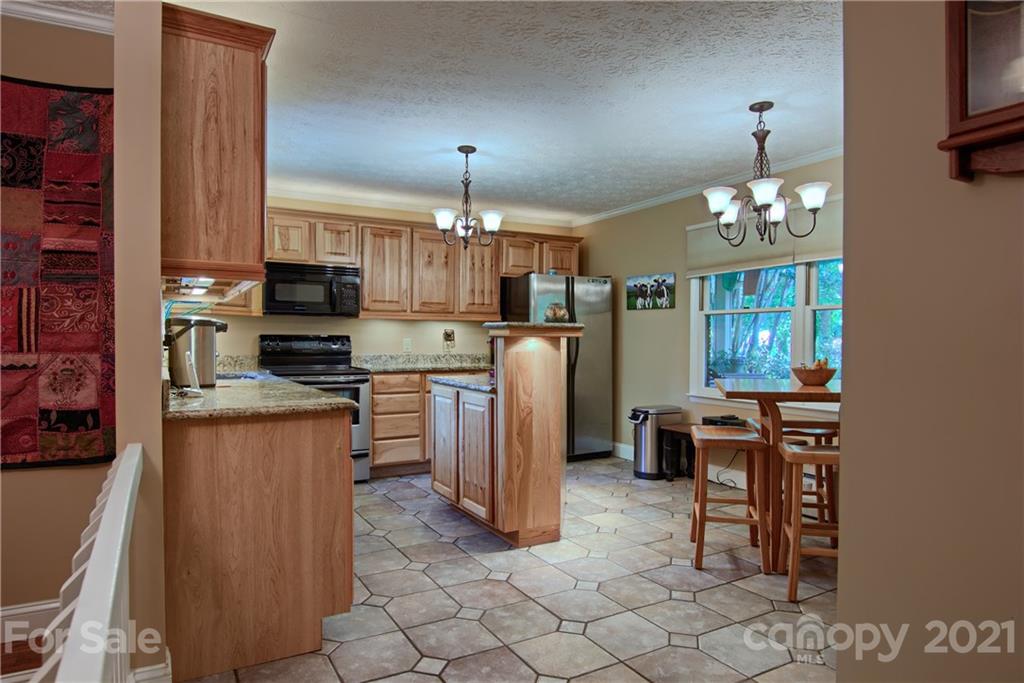 37 Pine Spring Drive Asheville NC 28805