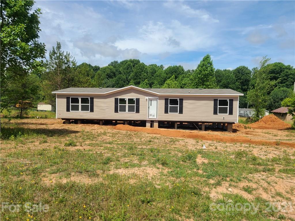 127 Tucker Road Statesville NC 28677
