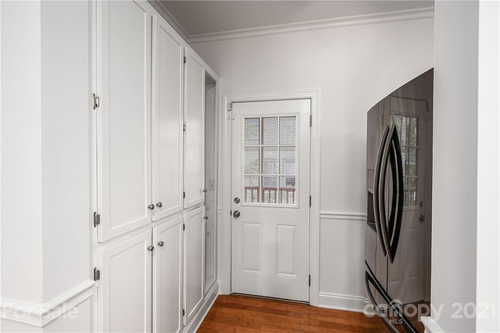 29 Dortch Avenue Asheville NC 28801