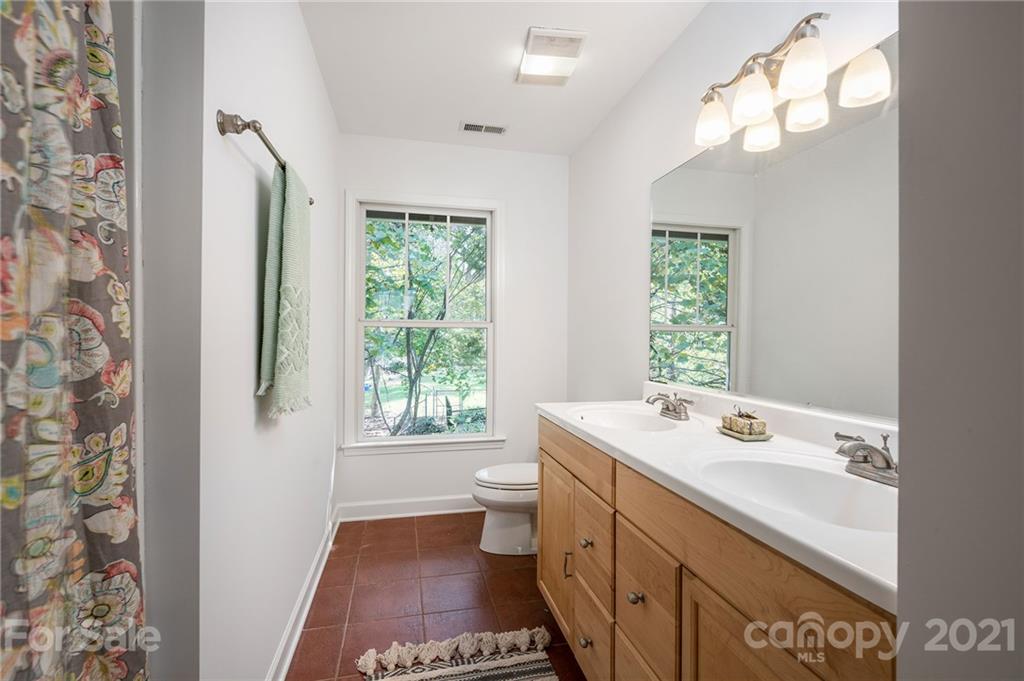 29 Dortch Avenue Asheville NC 28801