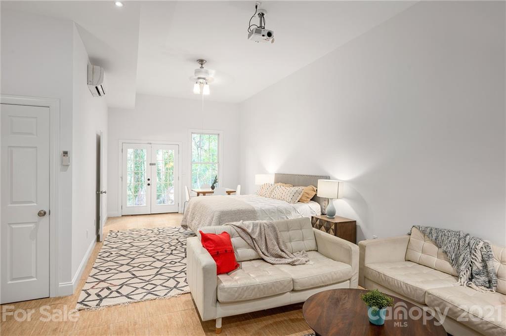 29 Dortch Avenue Asheville NC 28801