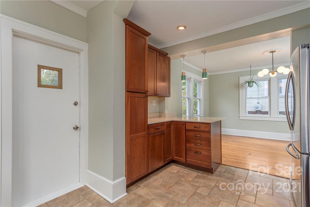 41 Tacoma Street Asheville NC 28801