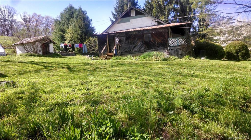 534 Grindstaff Road Burnsville NC 28714