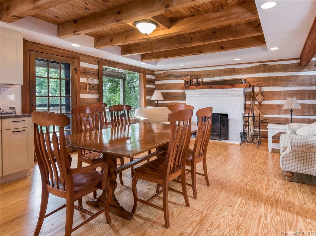 220 Pink Fox Cove Road Weaverville NC 28787