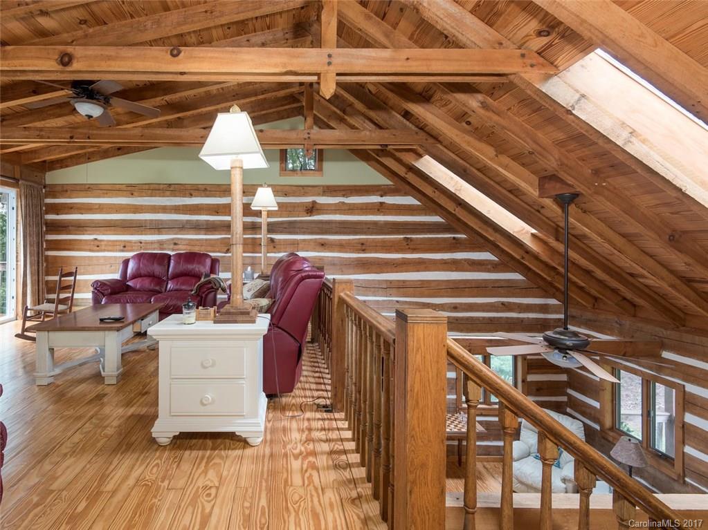 220 Pink Fox Cove Road Weaverville NC 28787