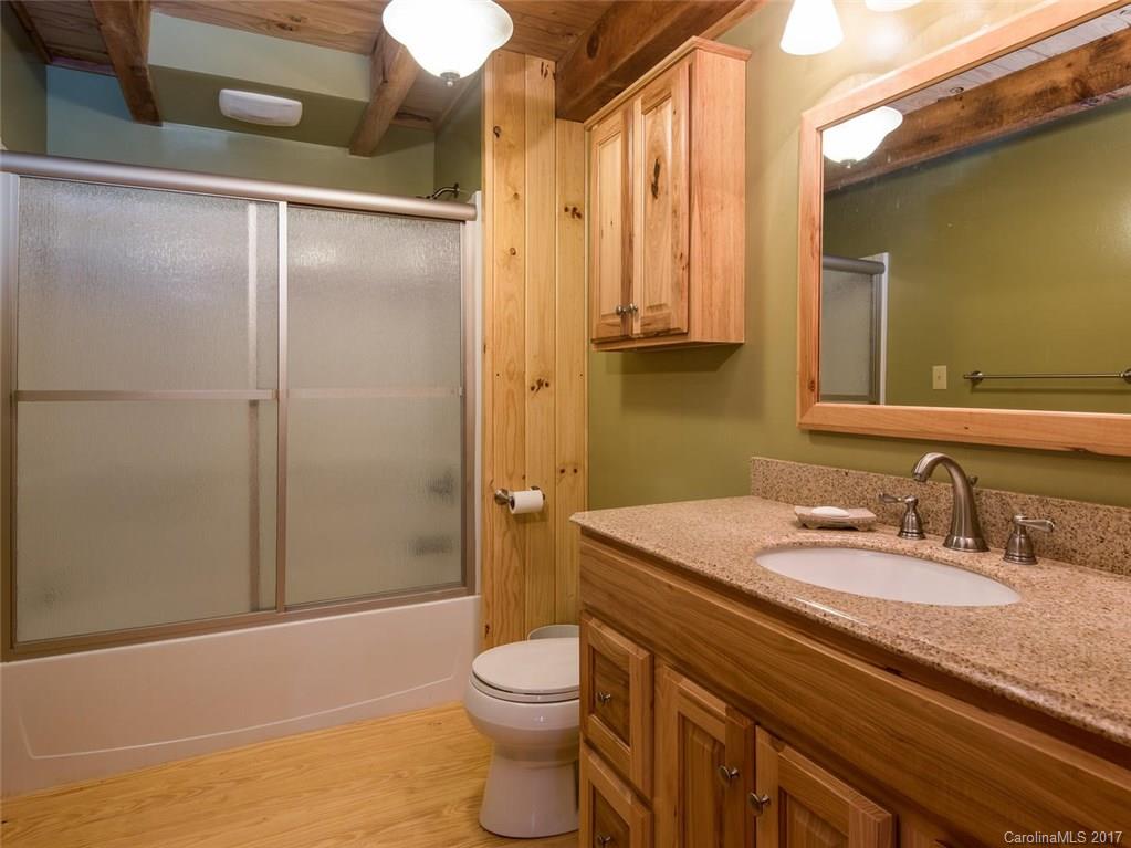 220 Pink Fox Cove Road Weaverville NC 28787