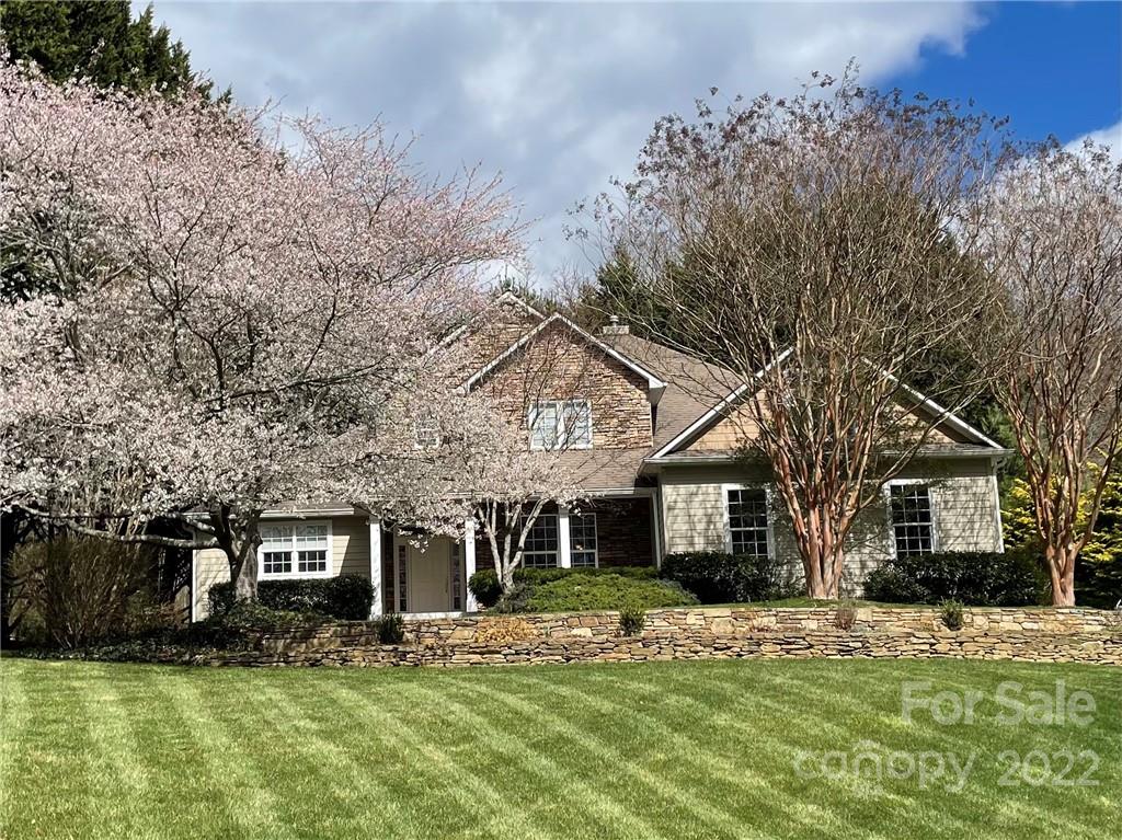 20 Roseanne Lane Fairview NC 28730