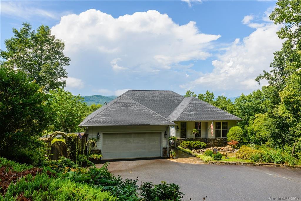 10 Okoboji Drive Fletcher NC 28732