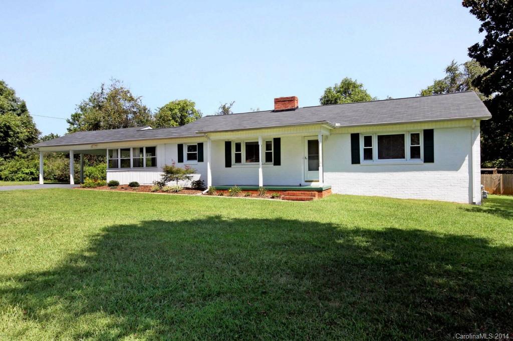 1819 N Barkley Road Statesville NC 28677
