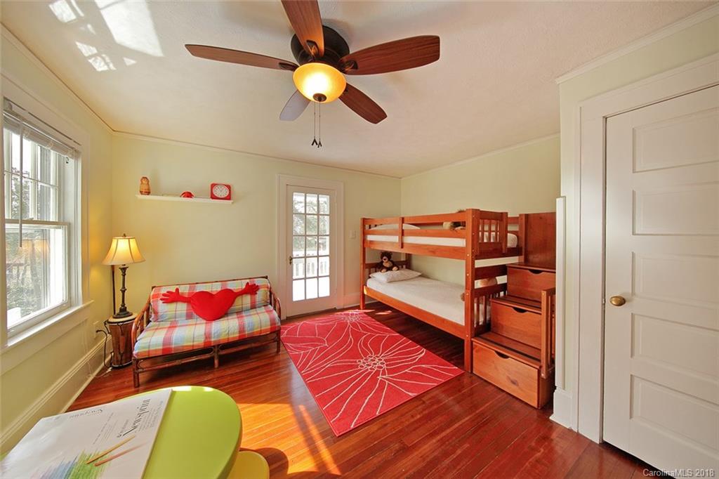 11 Howland Road Asheville NC 28804