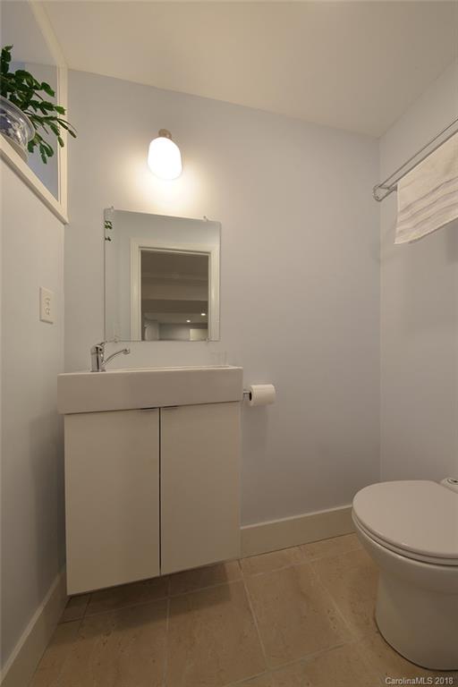 11 Howland Road Asheville NC 28804