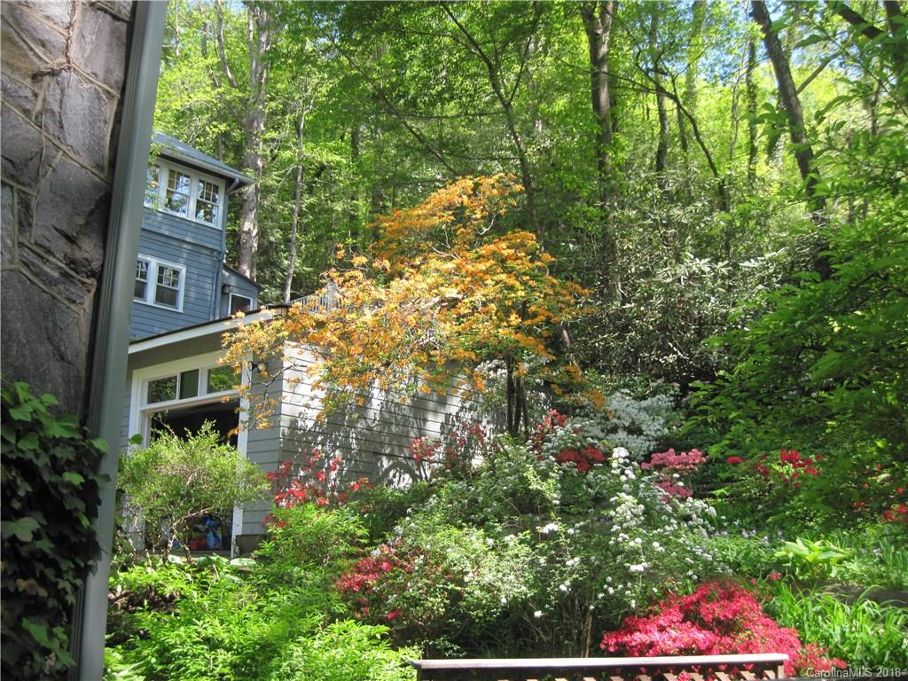 11 Howland Road Asheville NC 28804