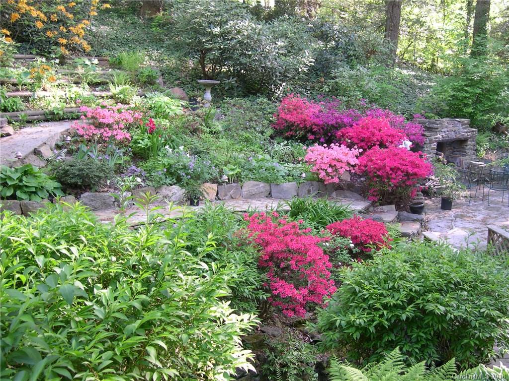 11 Howland Road Asheville NC 28804