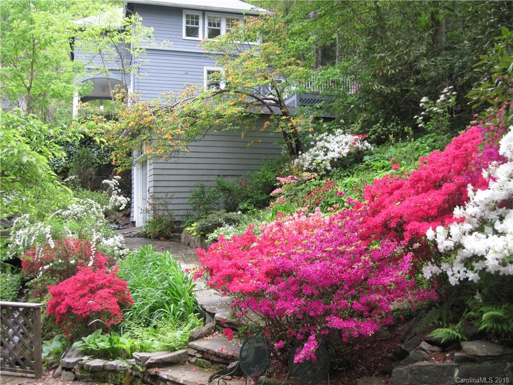 11 Howland Road Asheville NC 28804
