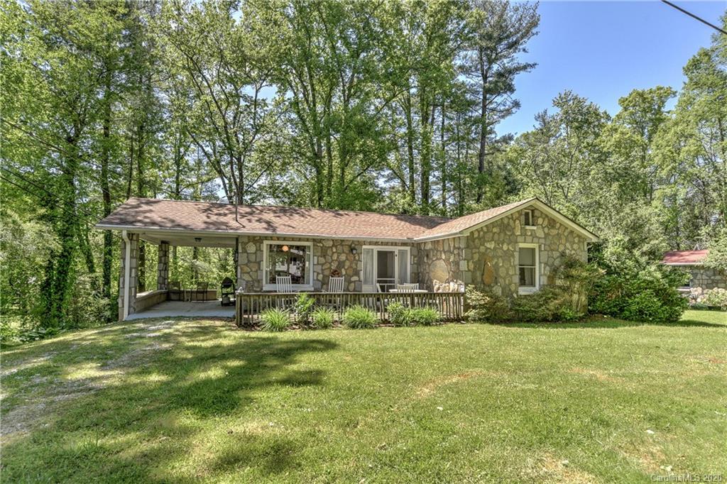 437 Dove Haven Lane Hendersonville NC 28791