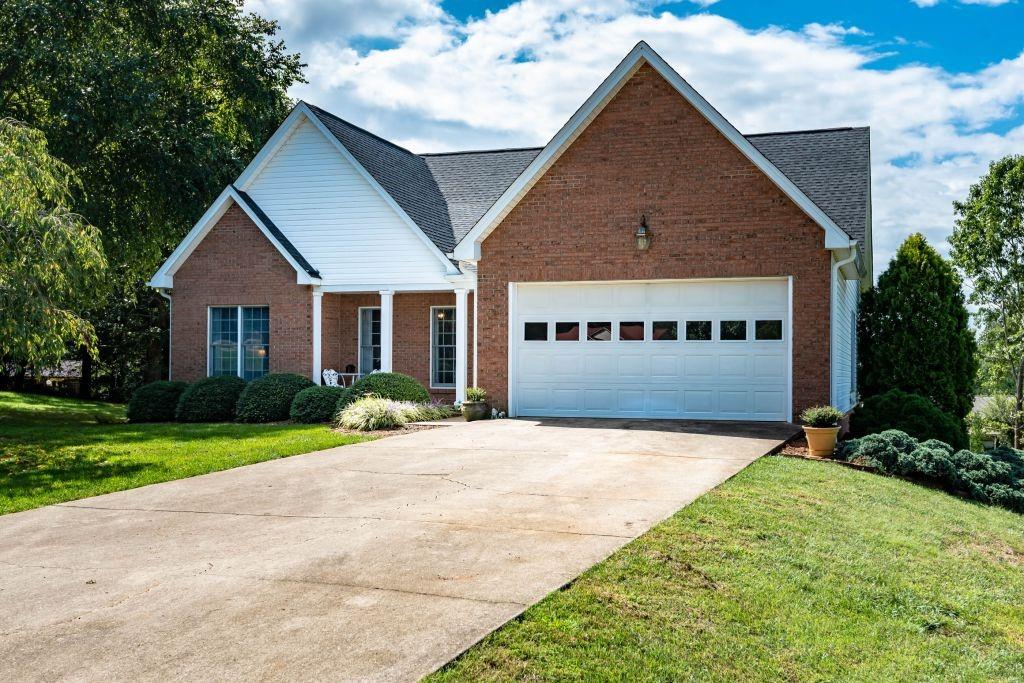 4395 Fox Trail Hickory NC 28601