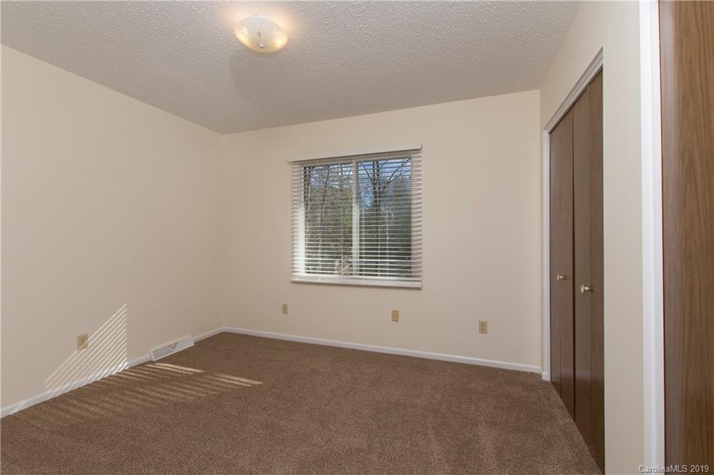 4 Canterbury Place Arden NC 28704