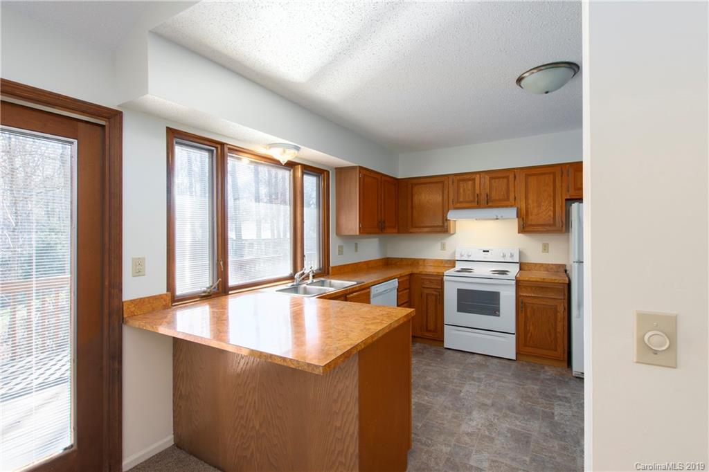 4 Canterbury Place Arden NC 28704