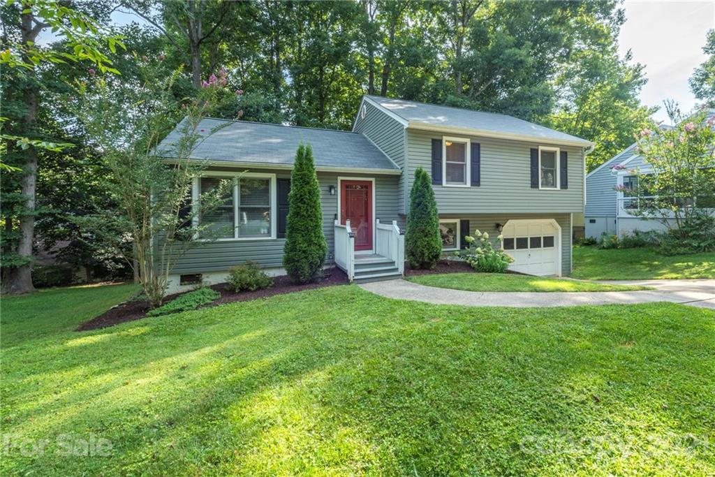 19 Spring Hill Drive Arden NC 28704