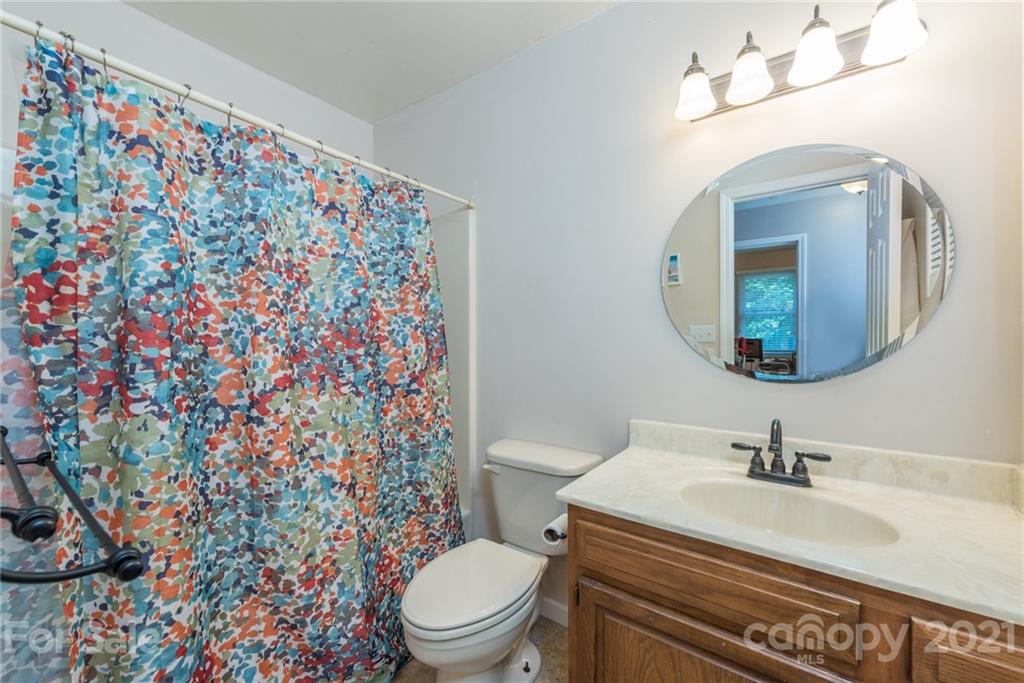 19 Spring Hill Drive Arden NC 28704