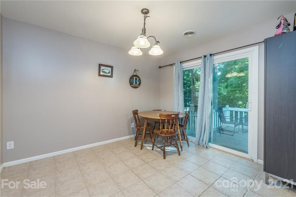 19 Spring Hill Drive Arden NC 28704