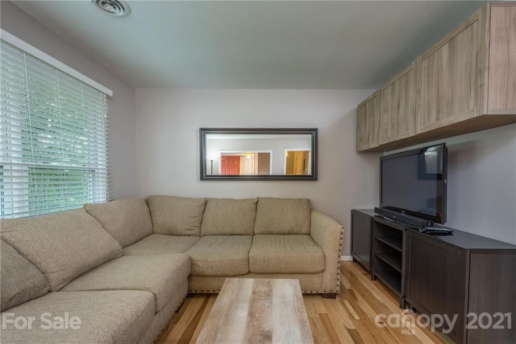 19 Spring Hill Drive Arden NC 28704
