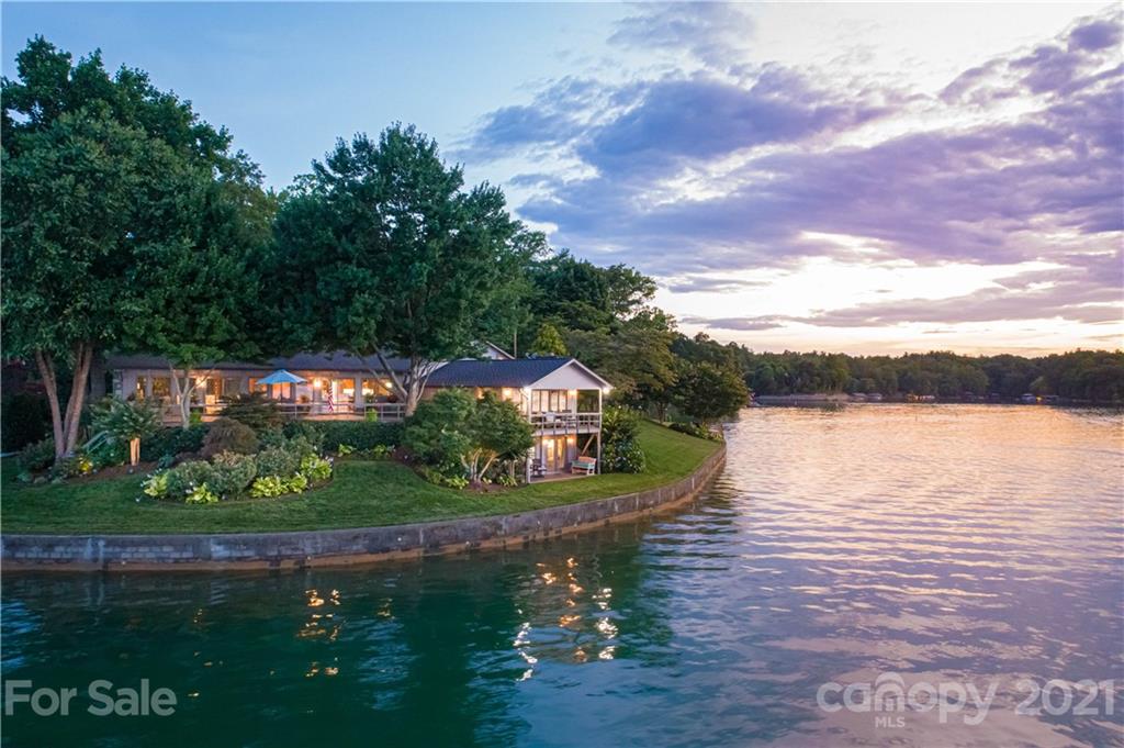 2170 North Point Drive Nebo NC 28761