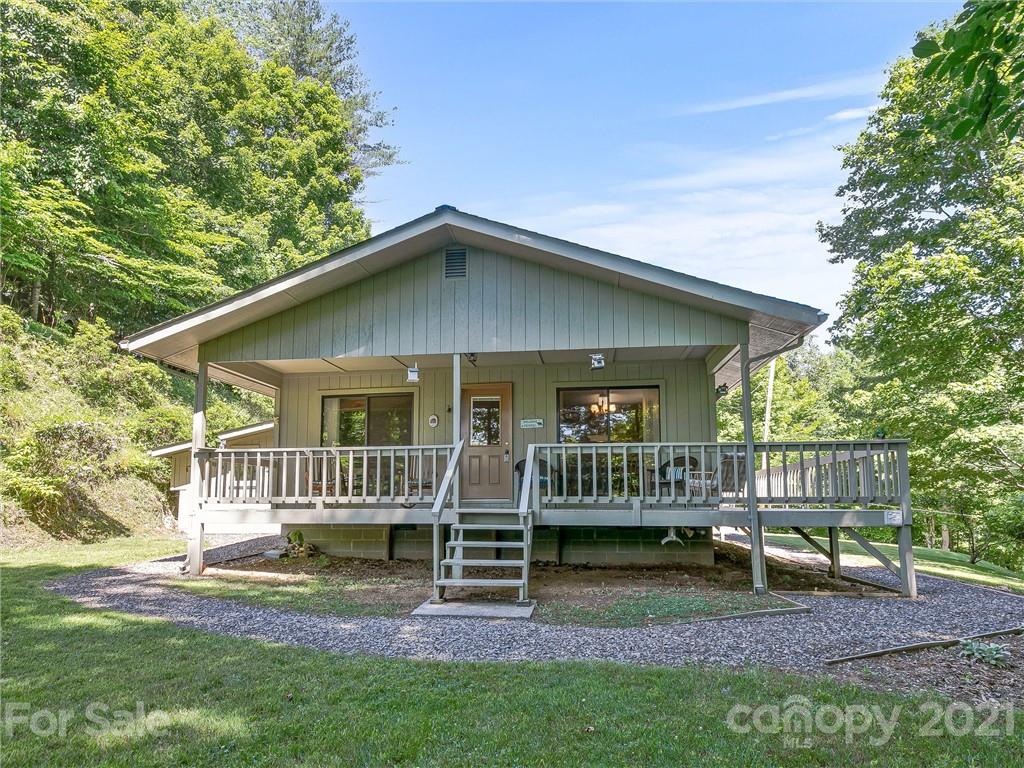 143 River Ridge Drive Burnsville NC 28714
