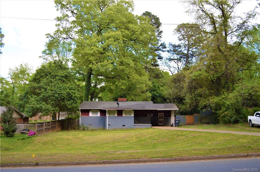 1815 Camp Greene Street Charlotte NC 28208