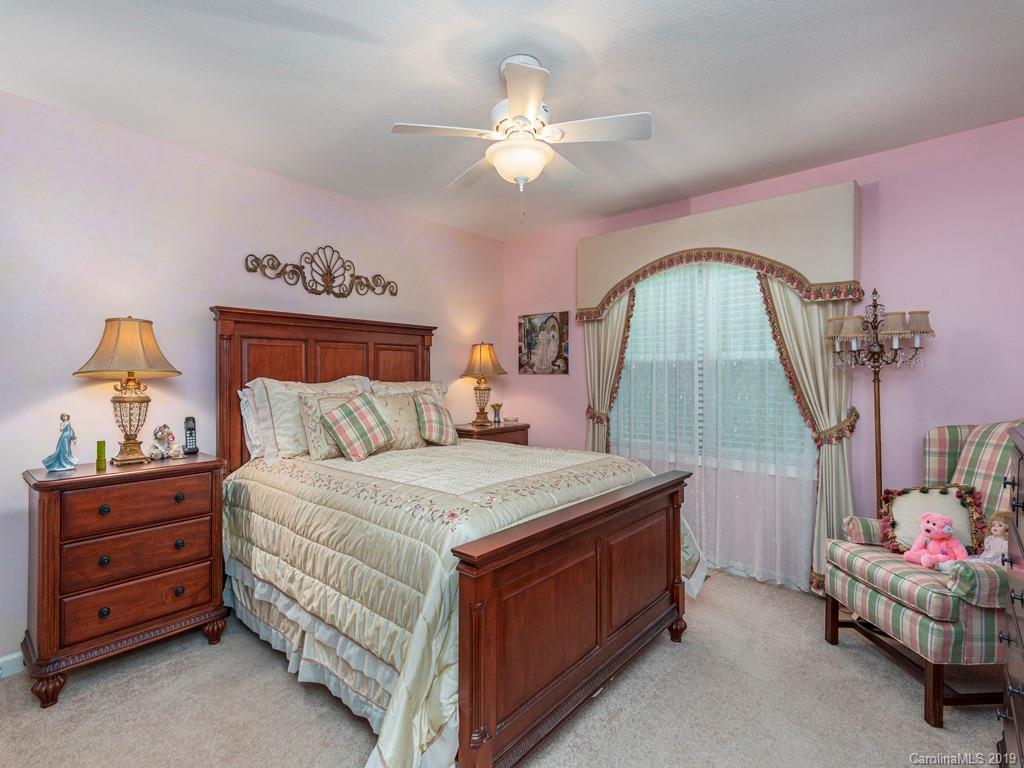 16 Stonewood Drive Weaverville NC 28787
