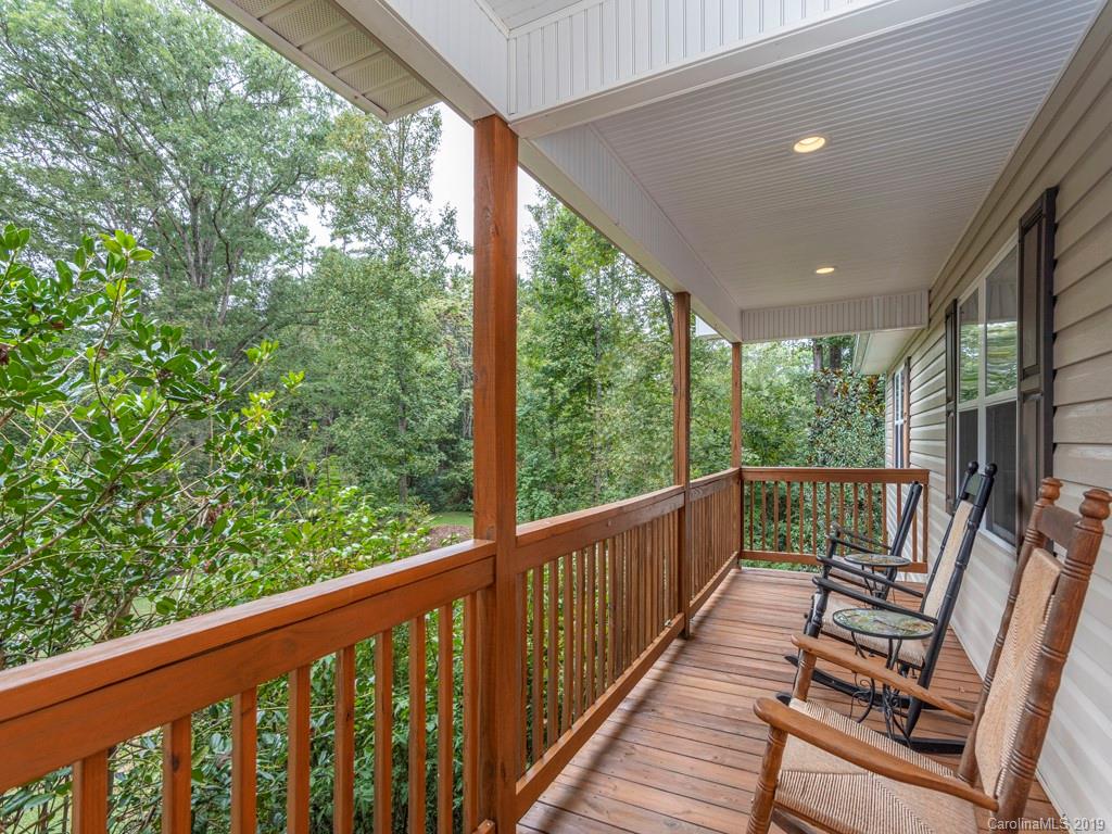 16 Stonewood Drive Weaverville NC 28787