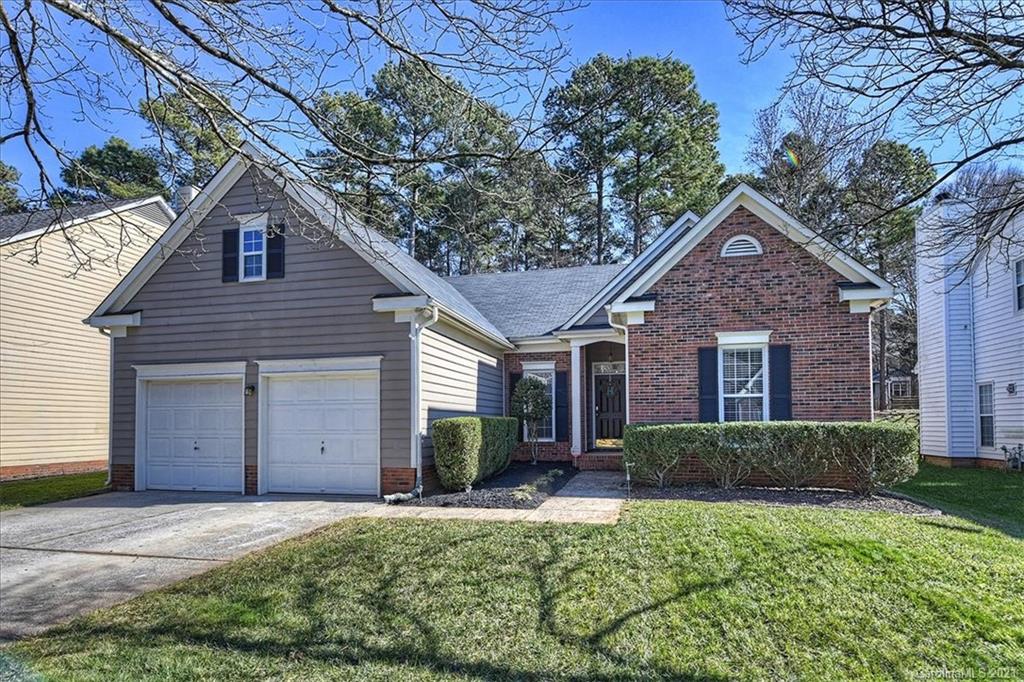 7017 Scuppernong Court Charlotte NC 28215