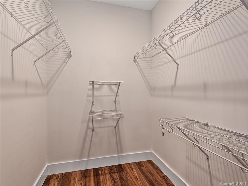 16 Clemson Court Asheville NC 28806