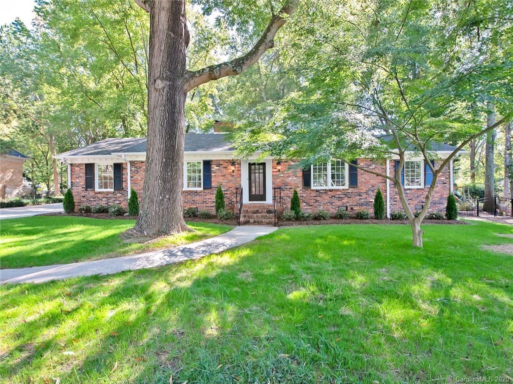 1318 Redcoat Drive Charlotte NC 28211