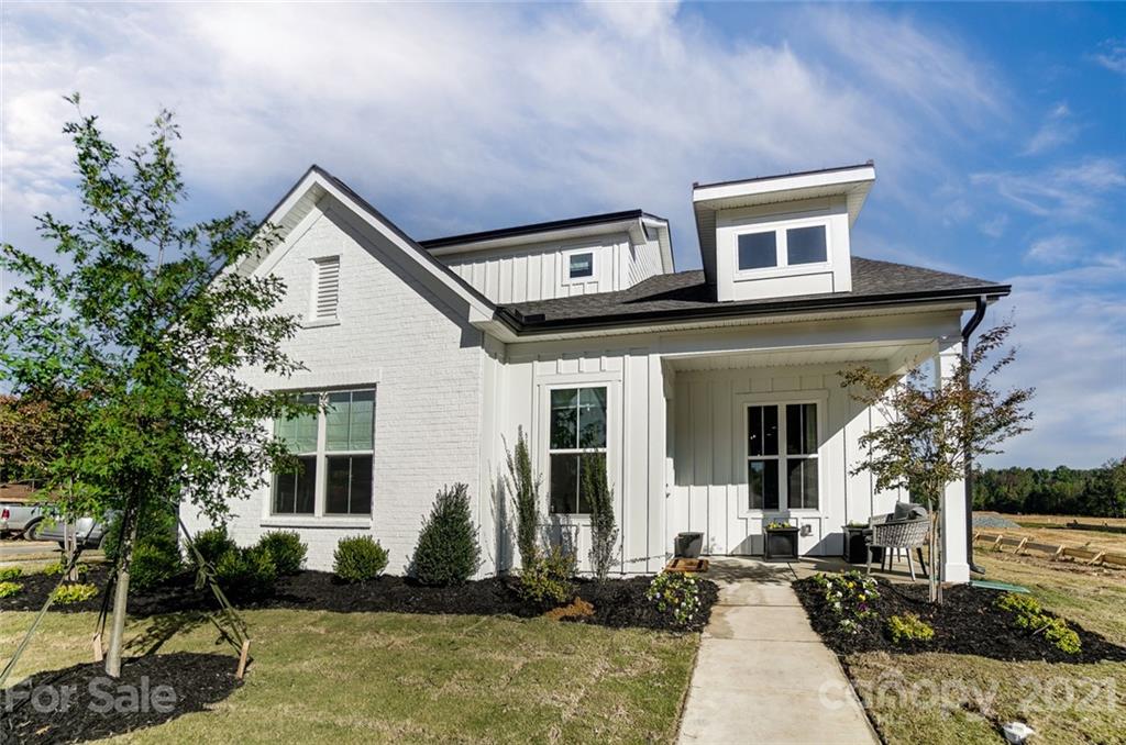 5109 Whitman Avenue Matthews NC 28105