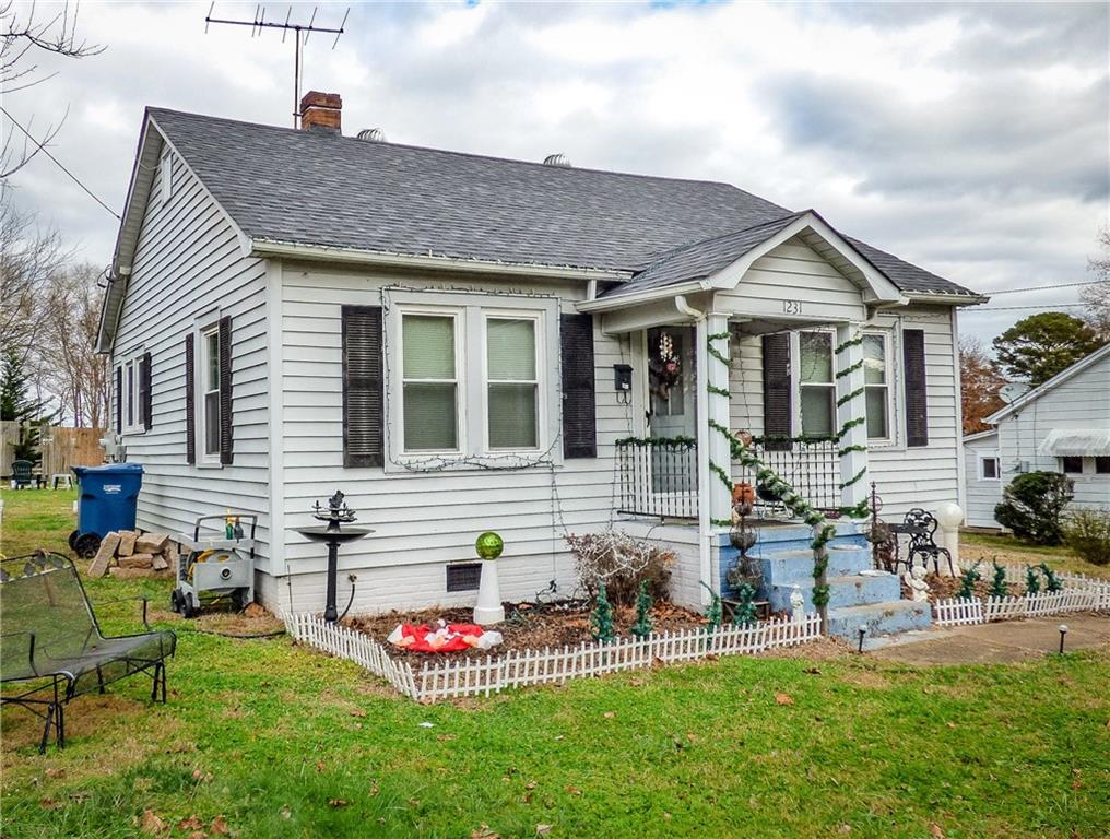 1231 12th Avenue Ne Hickory NC 28601