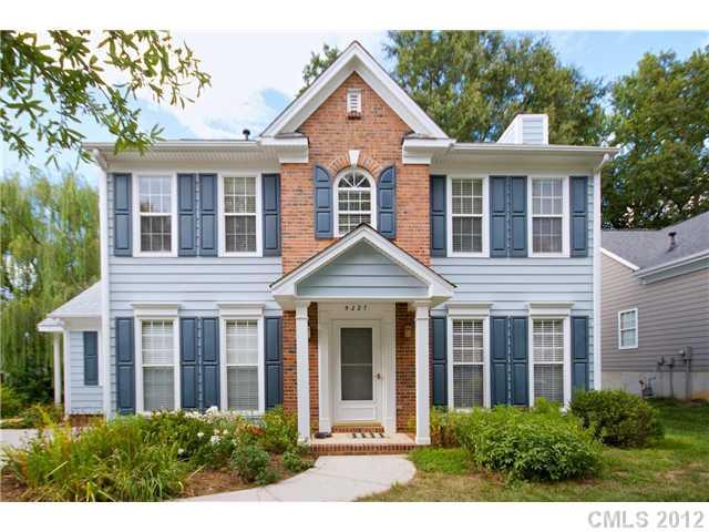 5227 Hedgecrest Place Charlotte NC 28269