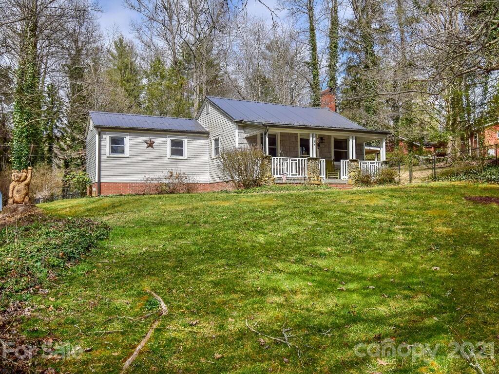 1306 N Country Club Road Brevard NC 28712