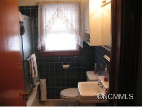 17 North Pershing Asheville NC 28805