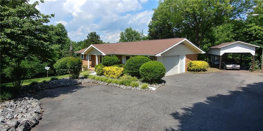 110 N Mclin Creek Road Conover NC 28613