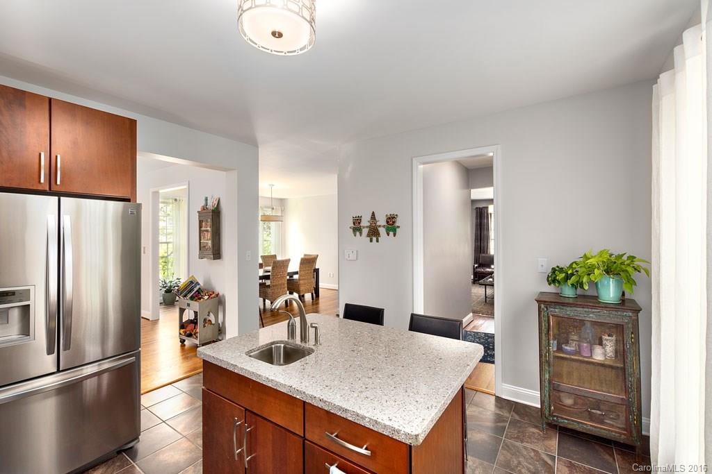 77 Saint Dunstans Circle Asheville NC 28803