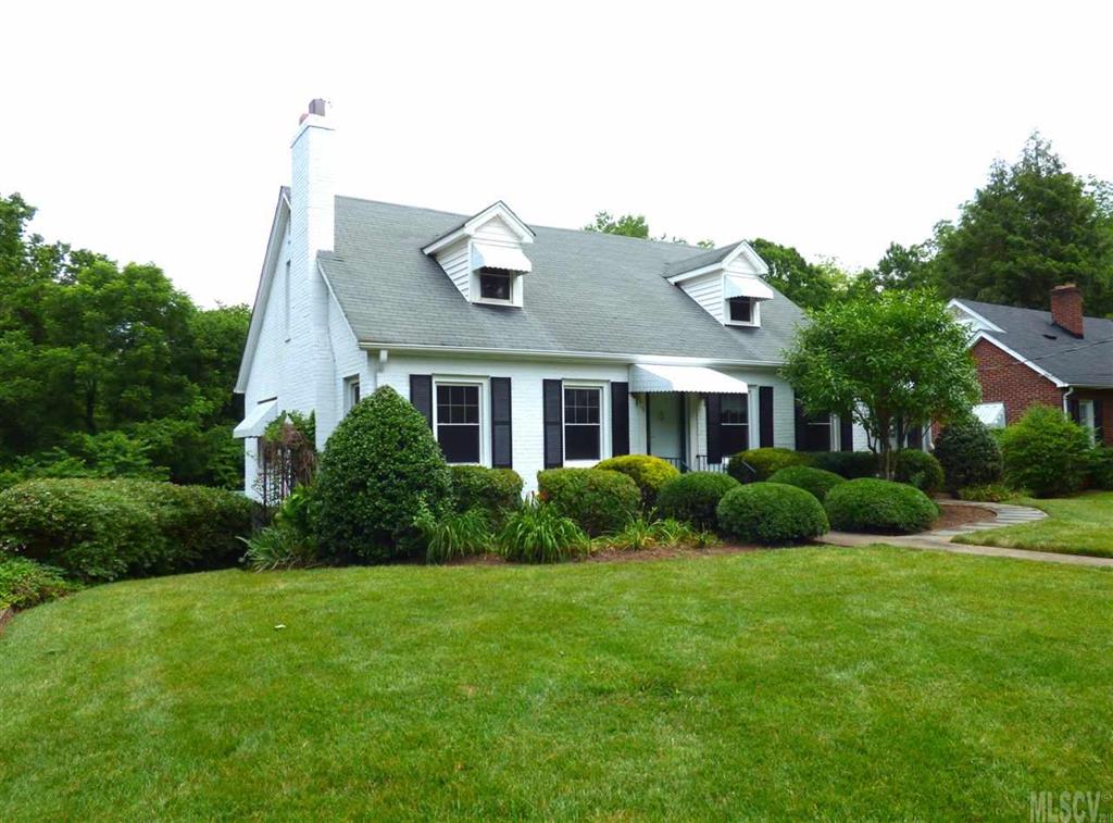 624 W 8th Street Newton NC 28658