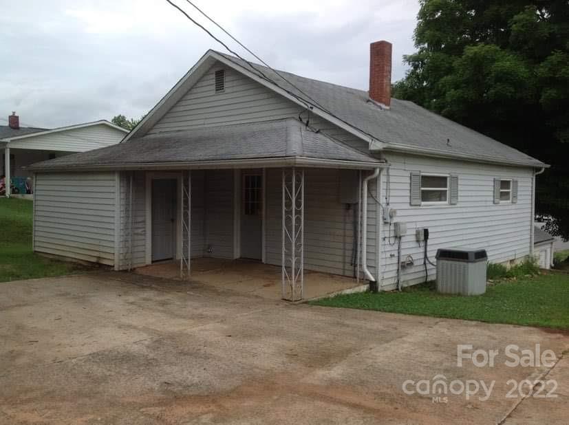 59 N Highland Avenue Granite Falls NC 28630