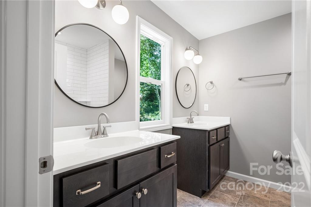 10 Beryl Court Asheville NC 28803
