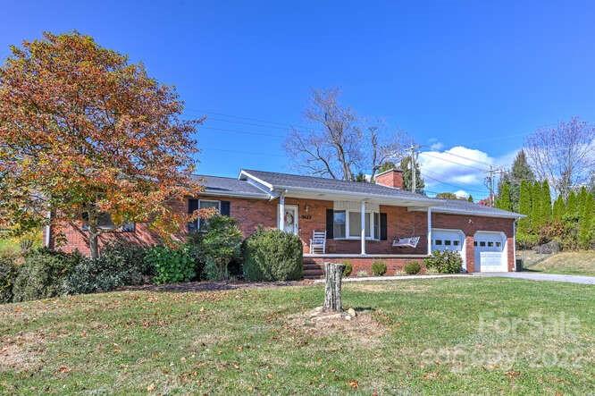 1423 Beaverdam Road Canton NC 28716
