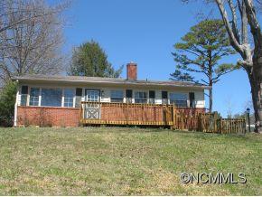 24 Pinedale Road Candler NC 28715