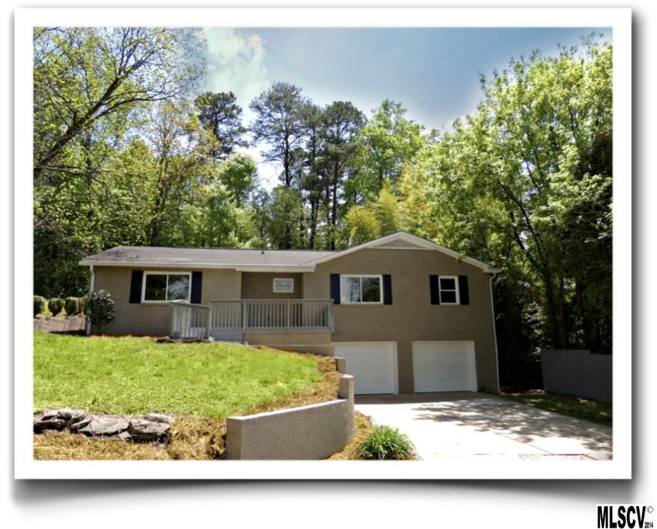 2061 7th Street NW Hickory NC 28601